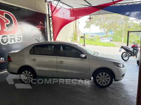 VOYAGE 1.6 MI COMFORTLINE 8V FLEX 4P MANUAL