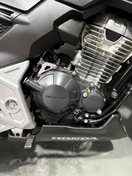 CB 300 F TWISTER CBS