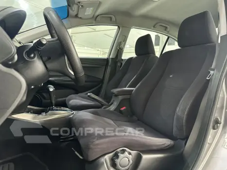 CITY 1.5 LX Sedan 16V