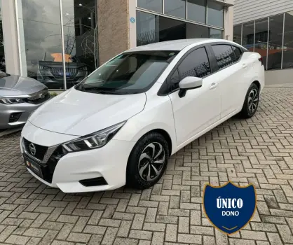 NISSAN VERSA Sense 1.6 16V Flex Aut. 4 portas