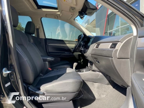 OUTLANDER 3.0 Mivec V6 Hpe-s AWD