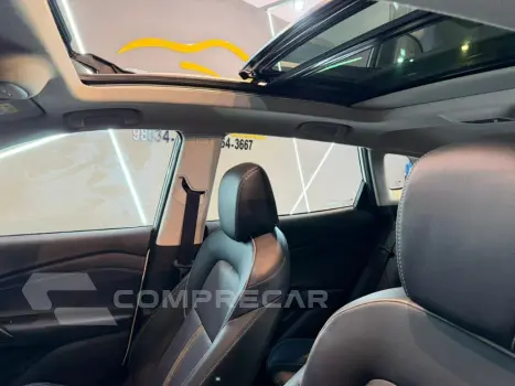 TRACKER Premier 1.2 Turbo 12V Flex Aut.