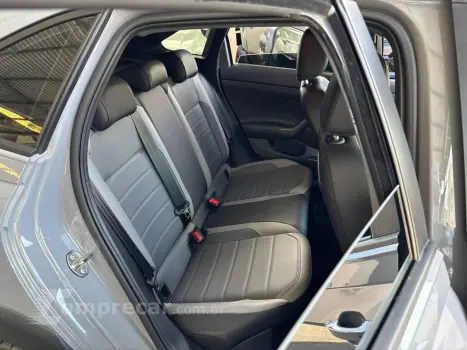 Nivus Highline 1.0 200 TSI Flex Aut.