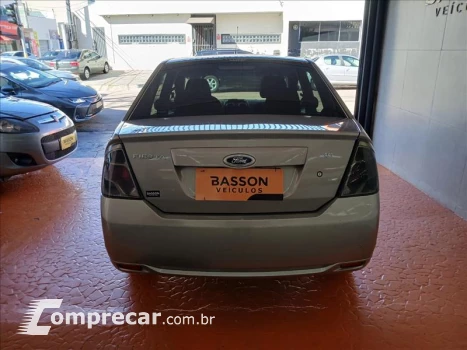 FIESTA 1.6 MPI Class Sedan 8V