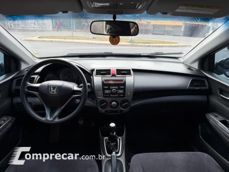 CITY 1.5 LX Sedan 16V