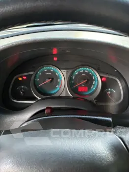S10 2.4 MPFI Executive 4X2 CD 8V