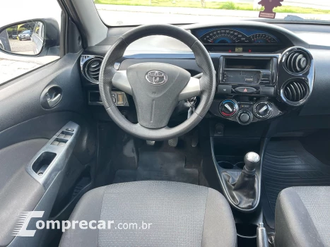 ETIOS 1.5 X Sedan 16V