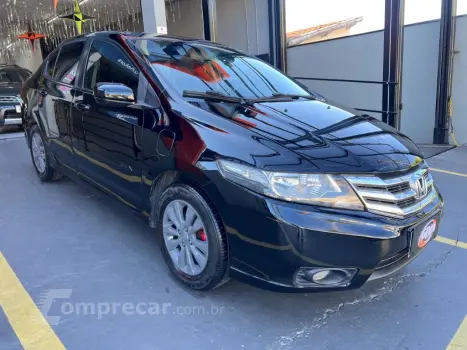 CITY Sedan LX 1.5 Flex 16V 4p Aut.