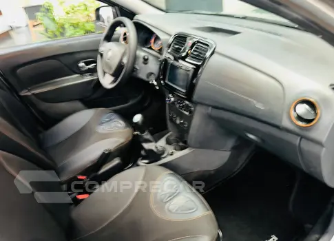 SANDERO 1.6 Stepway 8V