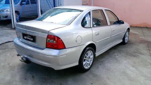 VECTRA 2.2 MPFI GL Milenium 8V