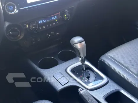 HILUX 2.8 D-4D TURBO DIESEL CD SRX PLUS 4X4 AUTOMÁTICO