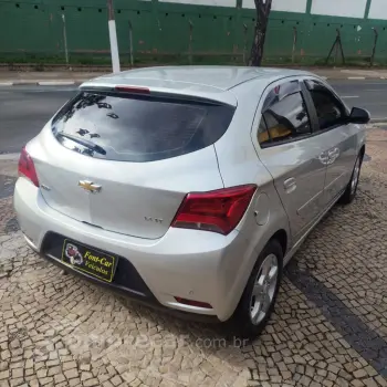 ONIX HATCH LT 1.4 8V FlexPower 5p Mec.