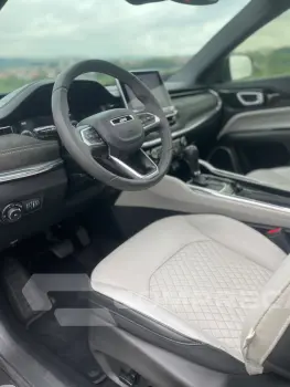 COMMANDER 1.3 T270 Turbo Overland