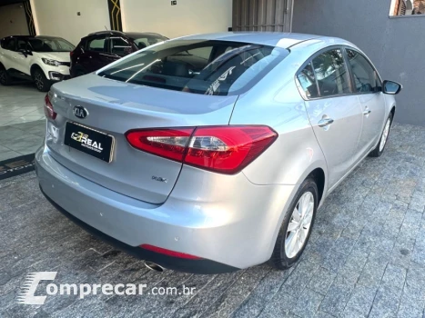 CERATO 1.6 E.263 Sedan 16V