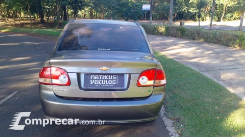 Classic sedan 1.0