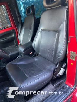 T4 2.8 MWM TURBO DIESEL CAPOTA RIGIDA