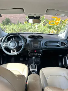 Renegade Longitude 1.8 4x2 Flex 16V Aut.