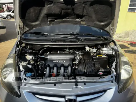 Fit 1.4 16V 4P LX FLEX