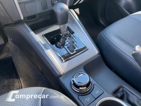 L200 TRITON 2.4 16V Turbo Sport Hpe-s CD 4X4