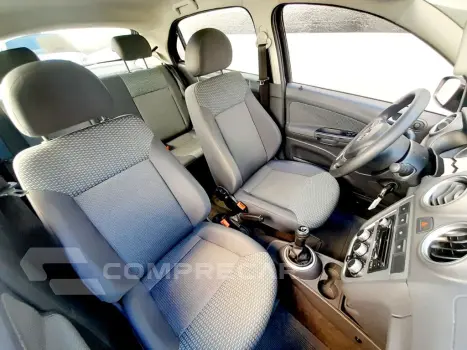 Gol (novo) 1.0 Mi Total Flex 8V 4p