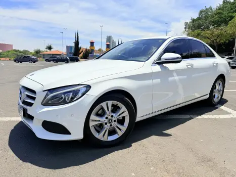 Mercedes-Benz 2018 4 portas
