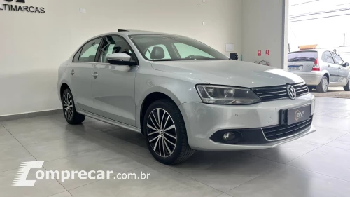 JETTA Highline 2.0 TSI 16V 4p Tiptronic