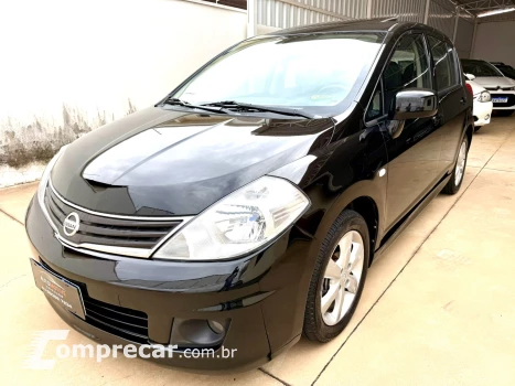NISSAN Tiida 1.8 SL 4 portas