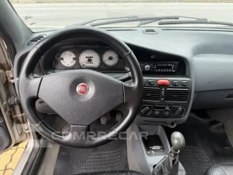 PALIO WEEKEND - 1.6 MPI ADVENTURE WEEKEND 8V 4P MANUAL