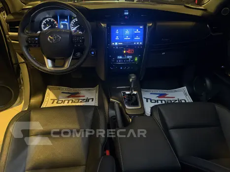 HILUX SW4 2.8 D-4d Turbo SRX Platinum 7L 4X4