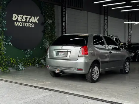 Palio ELX 1.0 Fire/30 Anos F. Flex 8V 4p