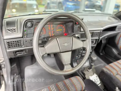 KADETT 2.0 GS 8V GASOLINA 2P MANUAL