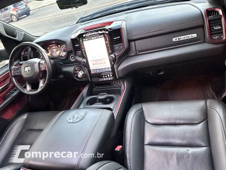 1500 5.7 V8 GASOLINA REBEL CD 4X4 AUTOMÁTICO