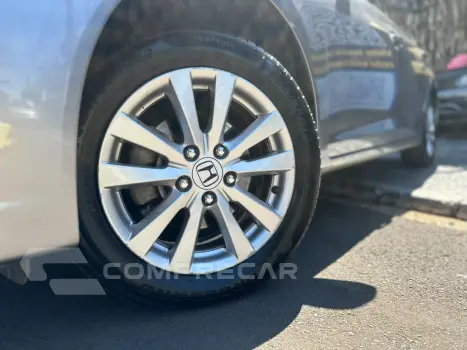 CIVIC 1.8 LXS 16V FLEX 4P AUTOMÁTICO