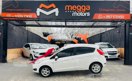 FORD Fiesta Hatch 1.6 16V 4P FLEX SE POWERSHIFT AUTOMÁTICO 4 portas