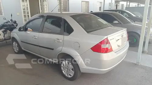 FIESTA 1.6 Rocam Sedan 8V