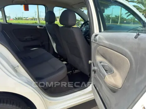 GOL 1.6 MI City 8V