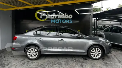 Jetta 2.0 4P FLEX AUTOMÁTICO
