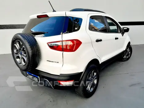EcoSport FREESTYLE 1.5 12V Flex 5p Aut.