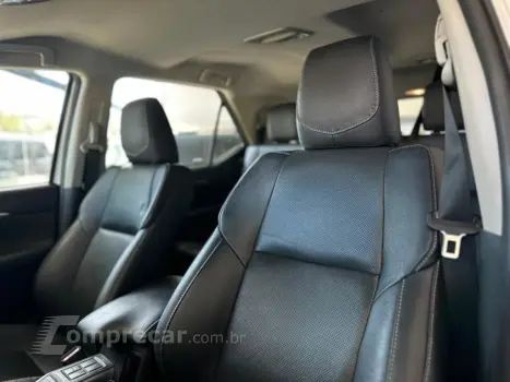 HILUX SW4 2.8 D-4D TURBO DIESEL SRX 7L 4X4 AUTOMÁTICO