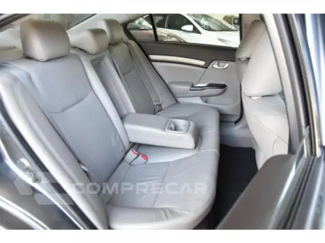 CIVIC - 1.8 EXS 16V 4P AUTOMÁTICO