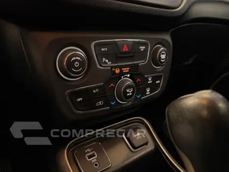 COMPASS 2.0 16V FLEX SPORT AUTOMÁTICO
