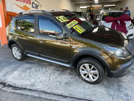 SANDERO - 1.6 STEPWAY 8V 4P MANUAL