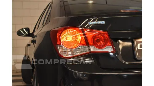 CRUZE SEDAN - 1.8 LT 16V 4P AUTOMÁTICO