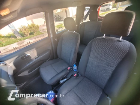 LIVINA 1.8 S 16V