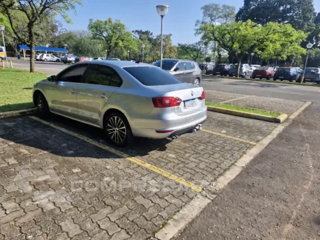 JETTA 2.0 TSI Highline
