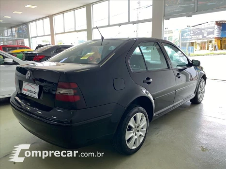 BORA 2.0 MI 8V GASOLINA 4P AUTOMÁTICO
