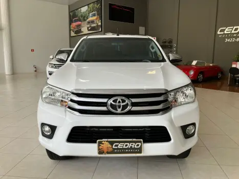 Hilux Caminhonete 2.8 16V SRV 4X4 DIESEL CABINE DUPLA AUTOMÁ
