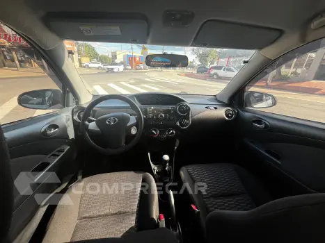 ETIOS 1.5 XS SEDAN 16V FLEX 4P MANUAL
