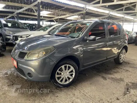 Renault SANDERO EXPRESSION 1.6 8V HI-FLEX MEC. 4 portas