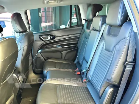 COMMANDER 1.3 T270 TURBO FLEX LIMITED AT6